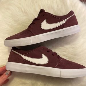 Burgundy Nike SB Dunks